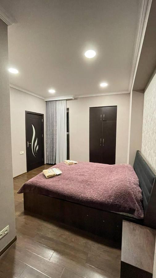 Elegant Modern Apartment Tbilisi Exterior photo